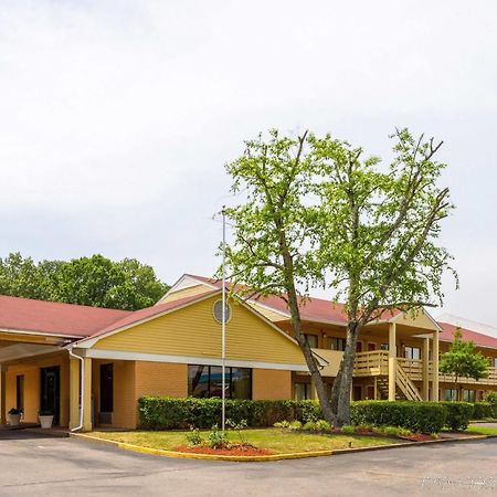 Quality Inn & Suites Corinth West מראה חיצוני תמונה