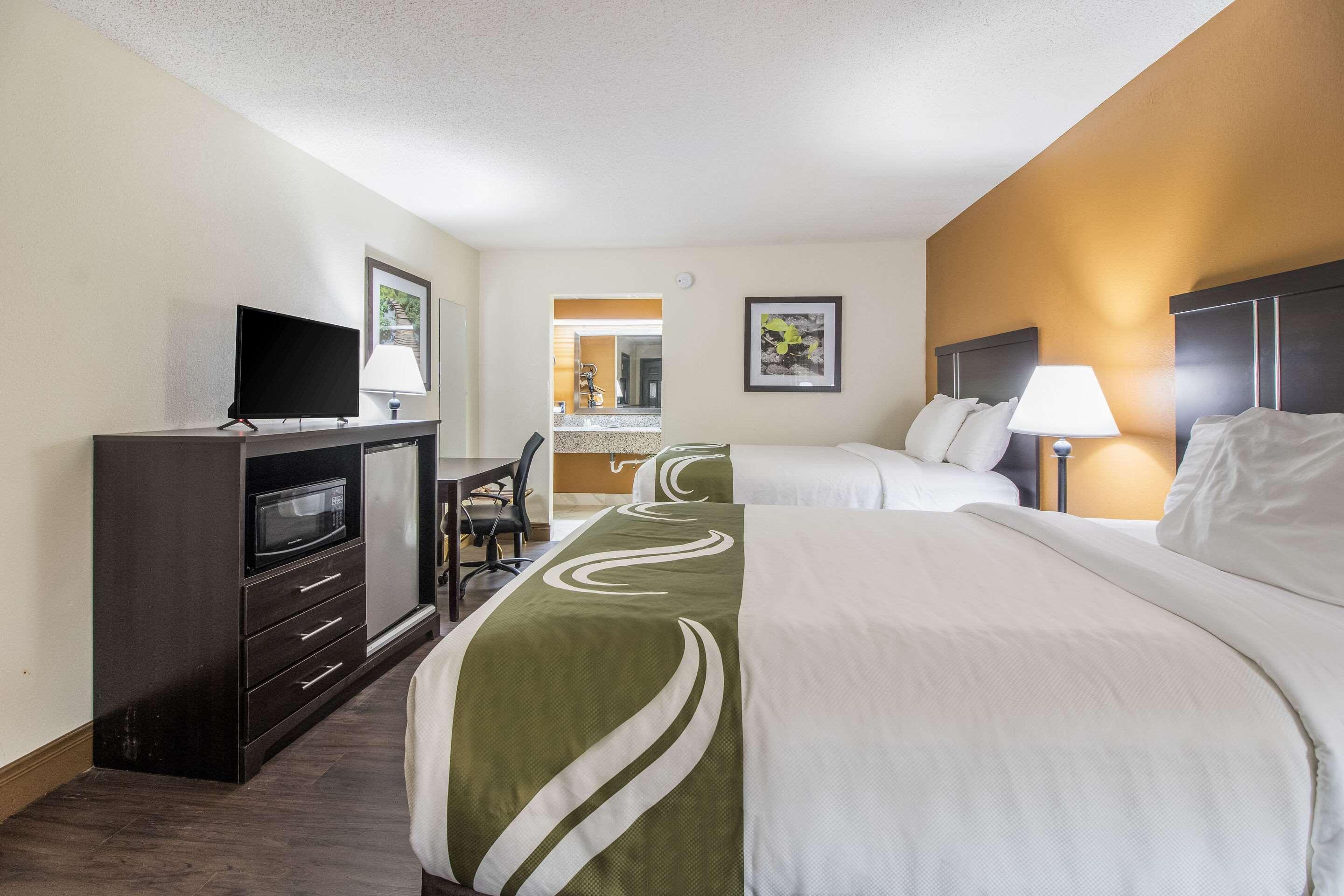 Quality Inn & Suites Corinth West מראה חיצוני תמונה