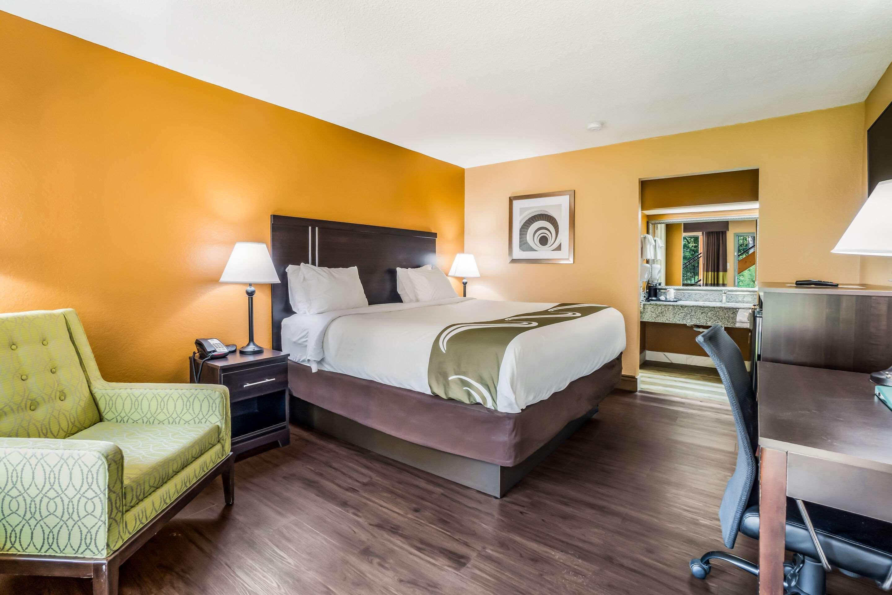 Quality Inn & Suites Corinth West מראה חיצוני תמונה