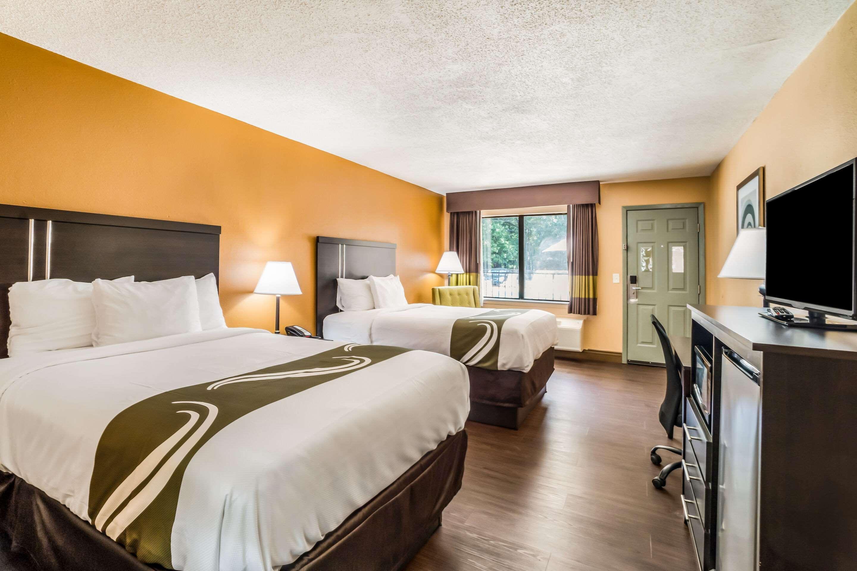 Quality Inn & Suites Corinth West מראה חיצוני תמונה