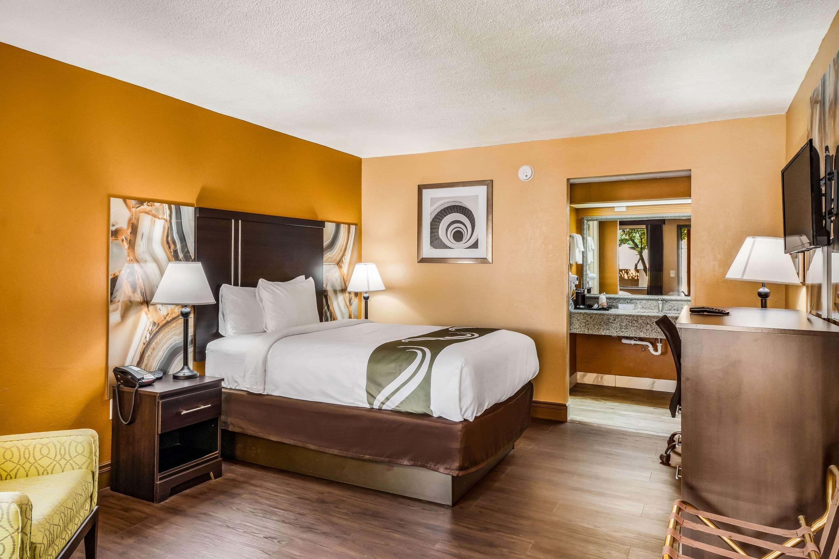 Quality Inn & Suites Corinth West מראה חיצוני תמונה