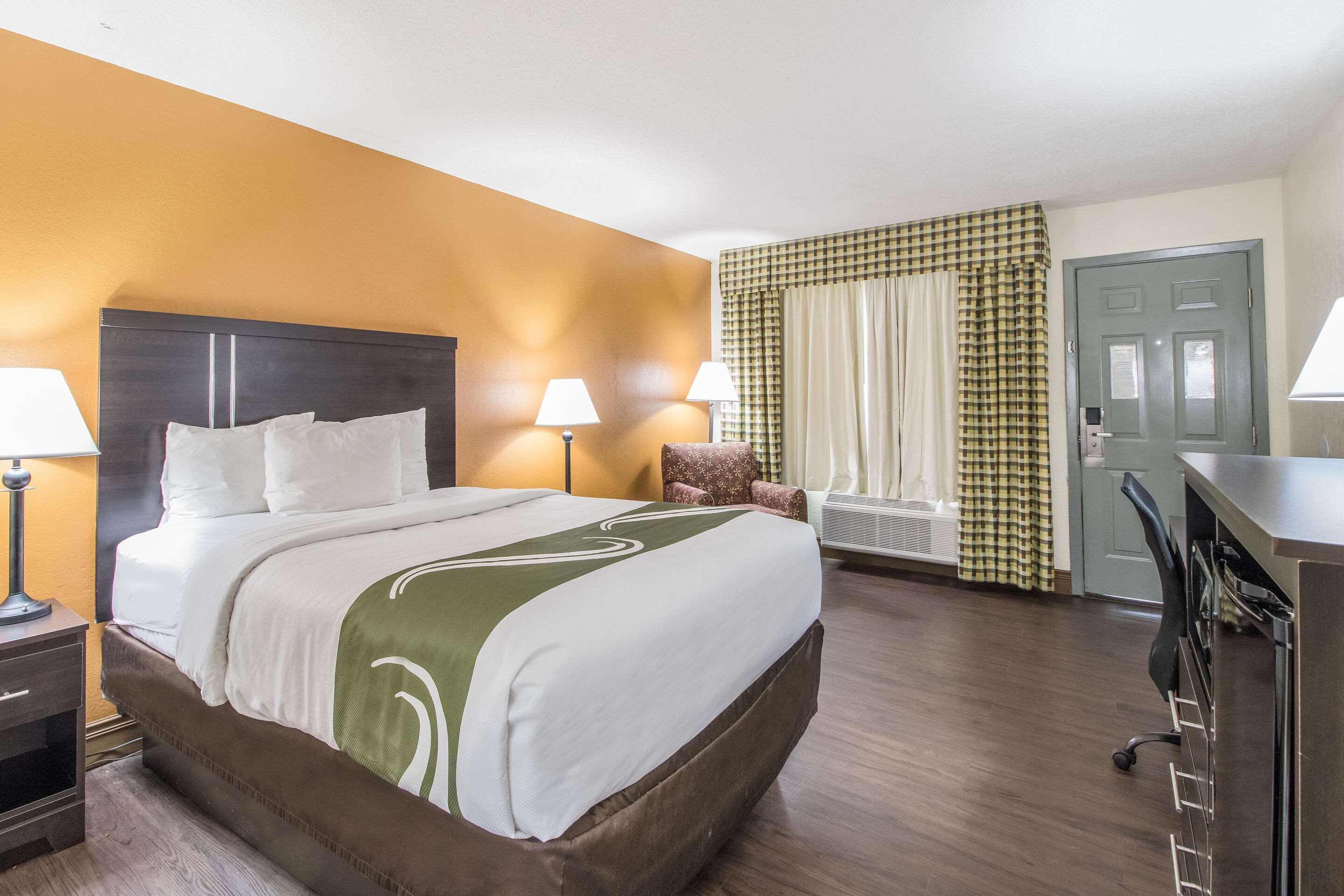 Quality Inn & Suites Corinth West מראה חיצוני תמונה