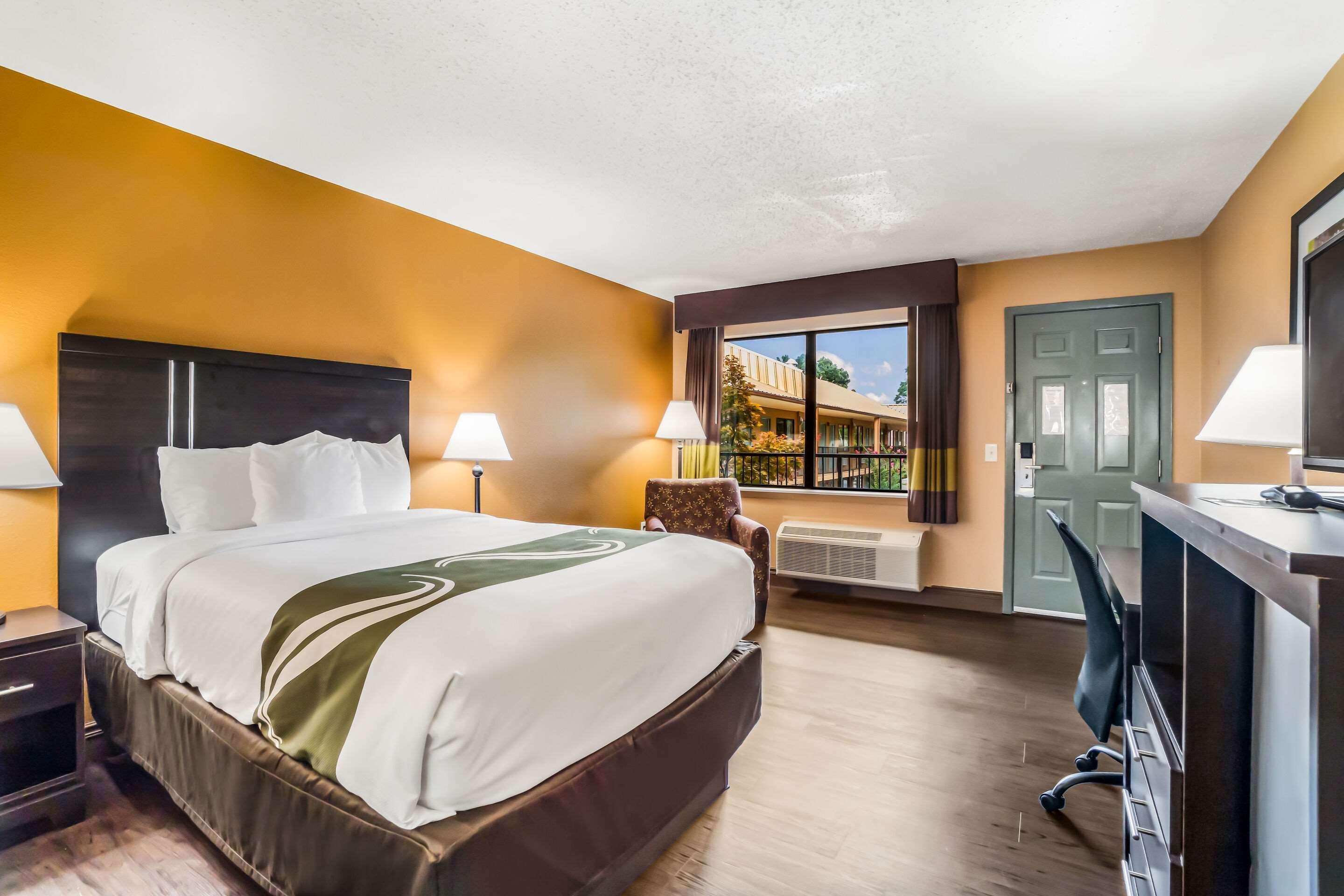 Quality Inn & Suites Corinth West מראה חיצוני תמונה