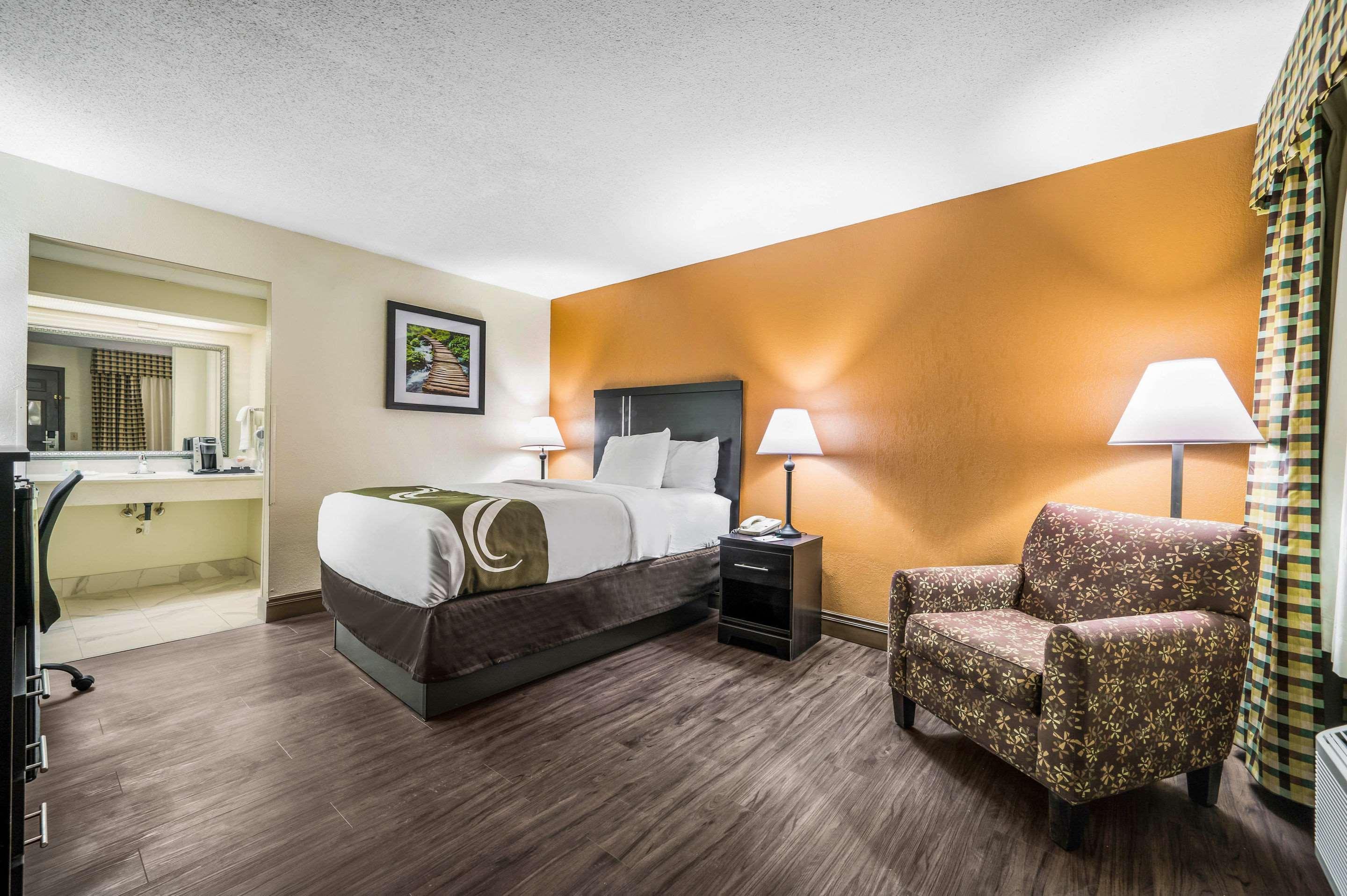Quality Inn & Suites Corinth West מראה חיצוני תמונה