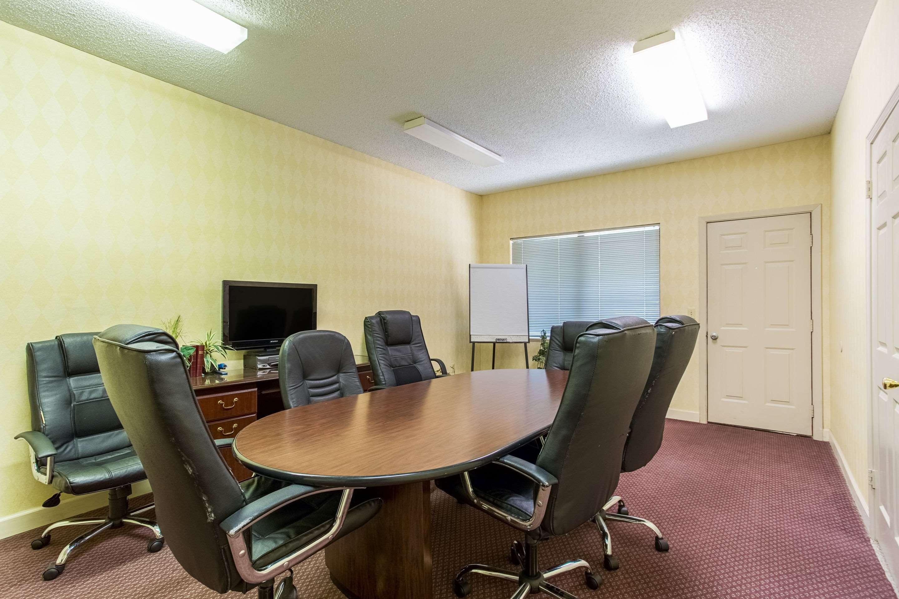 Quality Inn & Suites Corinth West מראה חיצוני תמונה
