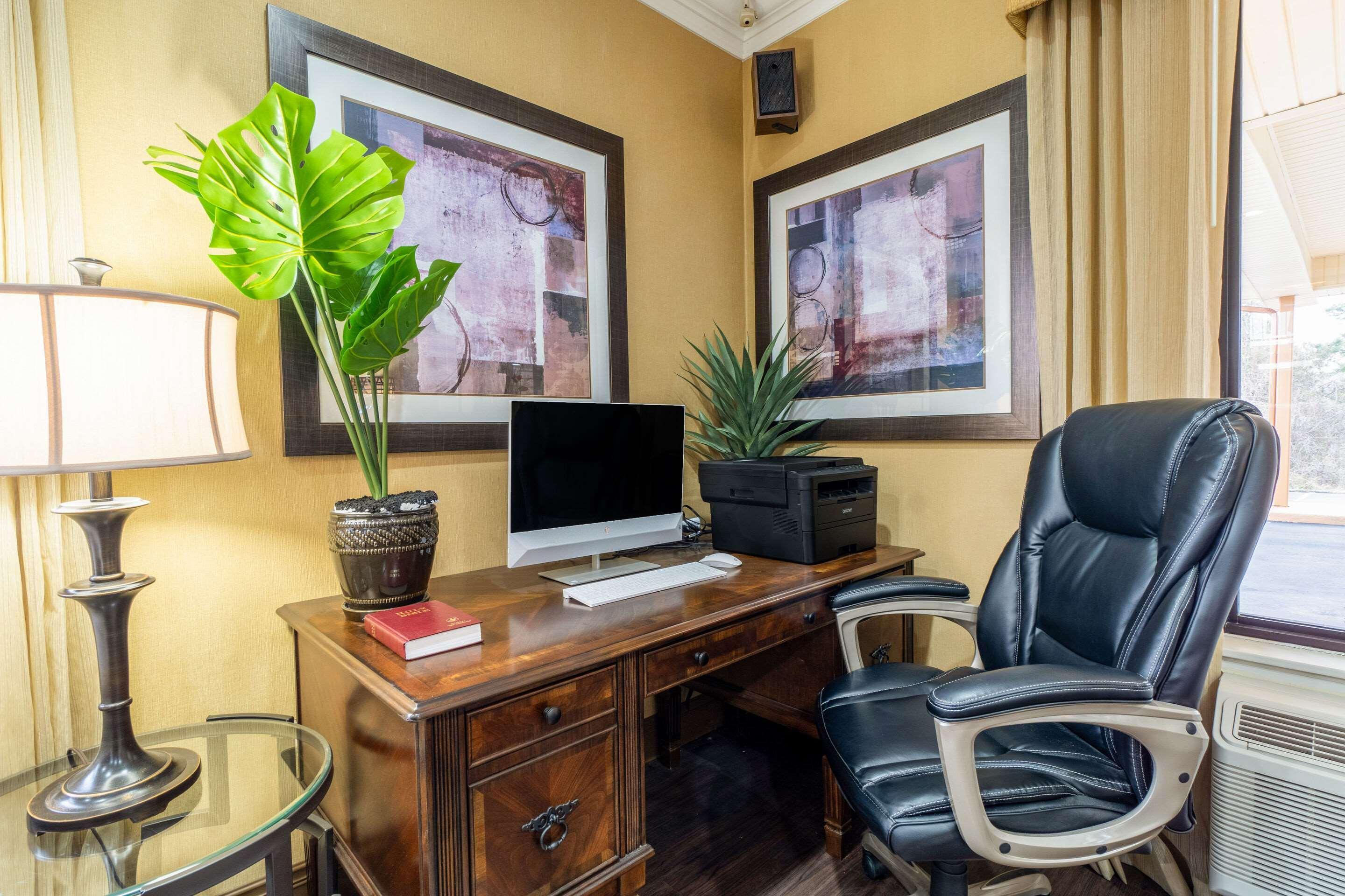 Quality Inn & Suites Corinth West מראה חיצוני תמונה